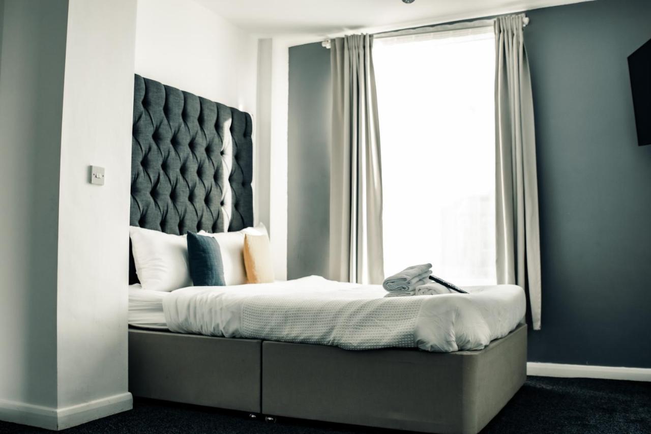 Dealhouse 10