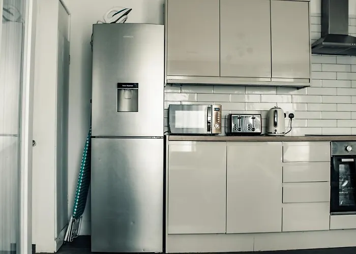 Dealhouse Apartments 10